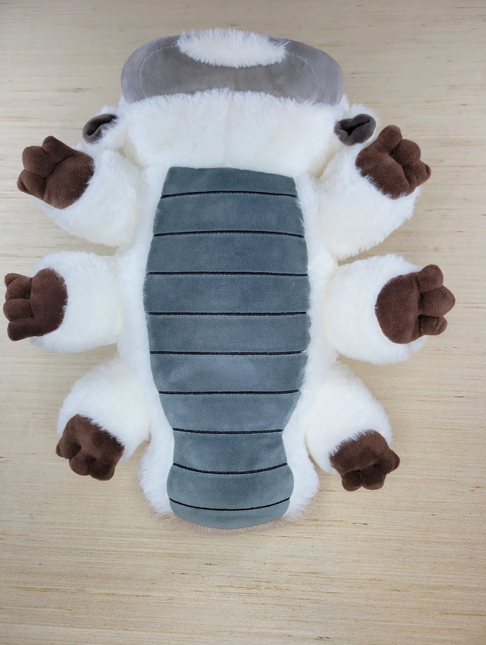 Youtooz Weighted Appa 16in Plush Toy Cream Brown Arrow Six Leg Sensory Kidcore - Picture 4 of 7